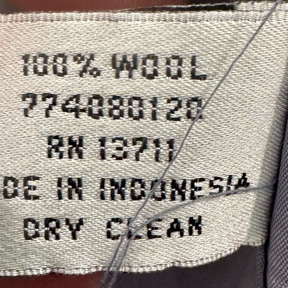 Vintage Lavender Wool Single-Breasted Blazer - Picture 9 of 10